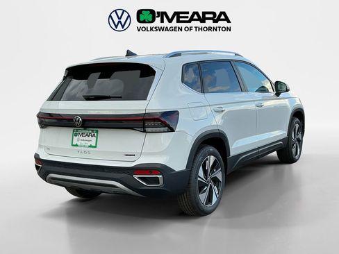 New 2025 Volkswagen Taos SE image 5