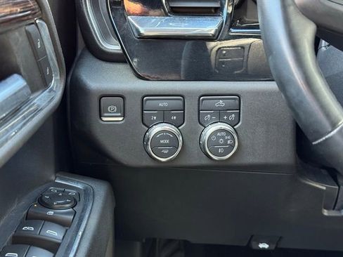 Certified 2024 GMC Sierra 1500 Elevation w/ LPO, Elevation Black Package AWD/4WD image 29