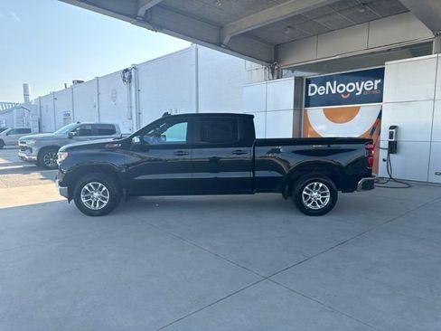 Used 2023 Chevrolet Silverado 1500 LT AWD/4WD image 8