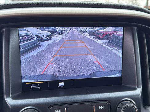 Used 2019 GMC Canyon Denali image 21