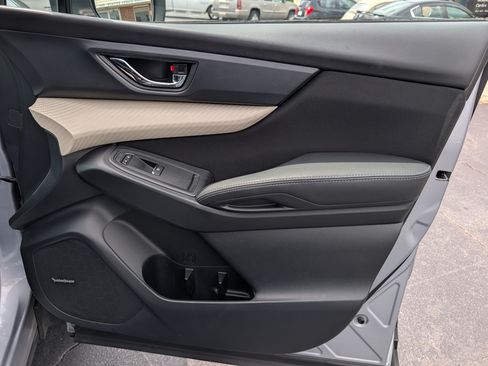 Used 2019 Subaru Ascent Premium AWD/4WD image 28