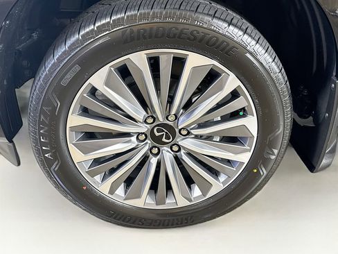 New 2026 INFINITI QX80 Luxe w/ Cargo Package RWD image 41