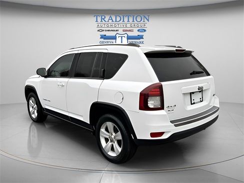 Used 2016 Jeep Compass 4WD image 3