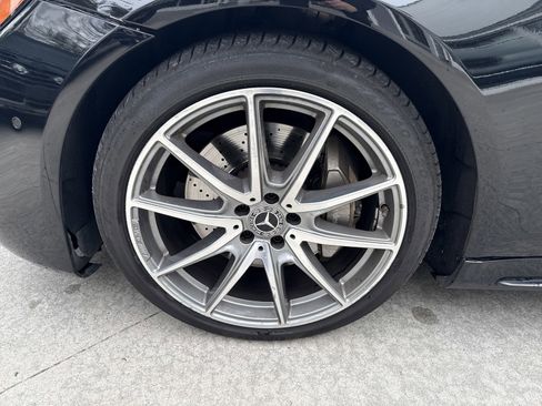 Used 2019 Mercedes-Benz S 560 Sedan image 11