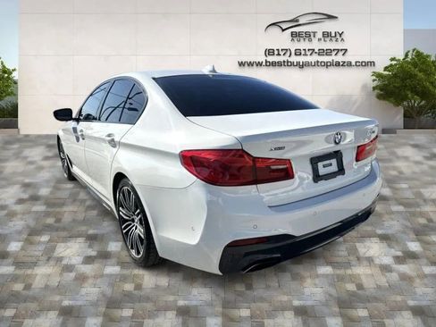 Used 2019 BMW 530i xDrive w/ M Sport Package image 4