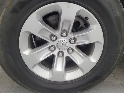 Used 2021 RAM 1500 Laramie image 31