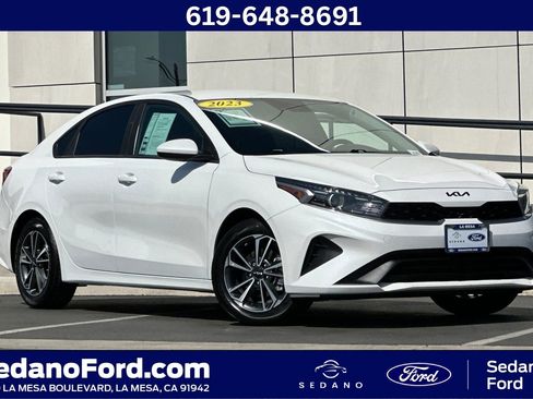 Used 2023 Kia Forte LXS image 1