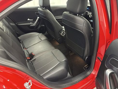 Used 2019 Mercedes-Benz A 220 4MATIC image 13