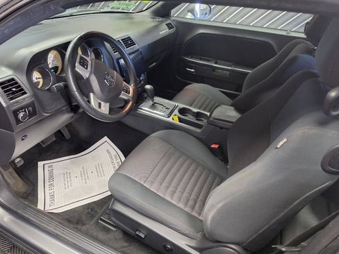 Used 2012 Dodge Challenger SXT RWD image 12