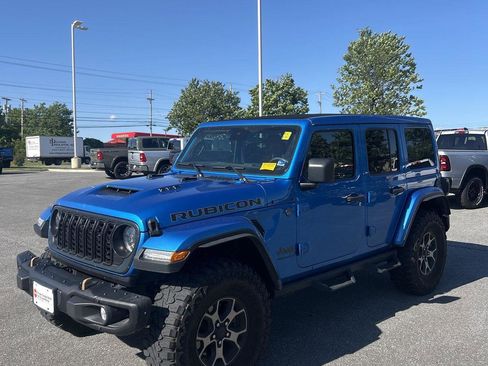 Used 2024 Jeep Wrangler Unlimited Rubicon 392 AWD/4WD image 3