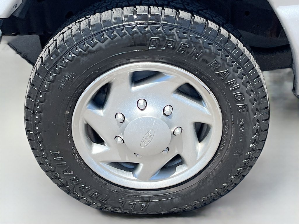 Used 2014 Ford E-350 and Econoline 350 XLT RWD image 28