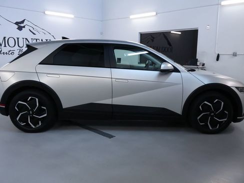 Used 2024 Hyundai Ioniq 5 SEL AWD/4WD image 8