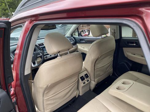Used 2016 Subaru Outback 2.5i Limited AWD/4WD image 23