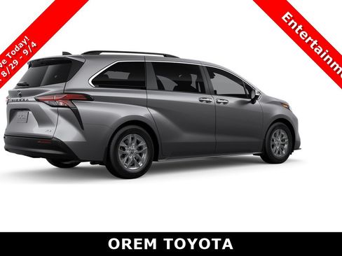 New 2026 Toyota Sienna XLE FWD image 10