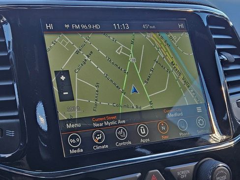 Used 2022 Jeep Grand Cherokee Limited image 17