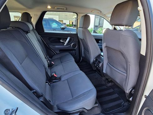 Used 2020 Land Rover Discovery Sport image 28