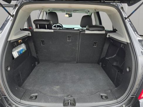 Used 2019 Chevrolet Trax LT w/ Driver Confidence Package AWD/4WD image 9