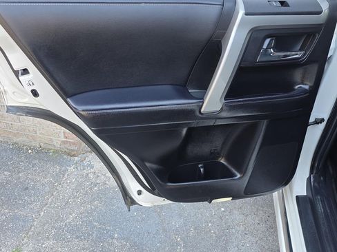 Used 2022 Toyota 4Runner Limited image 37