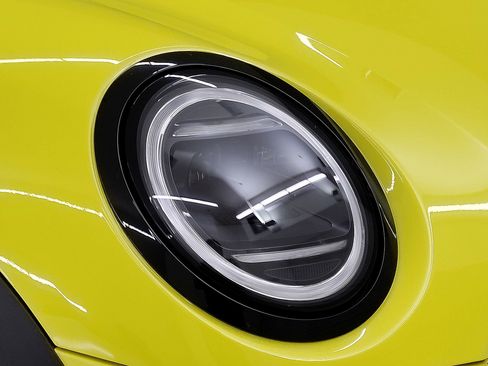 New 2026 MINI Cooper S image 3