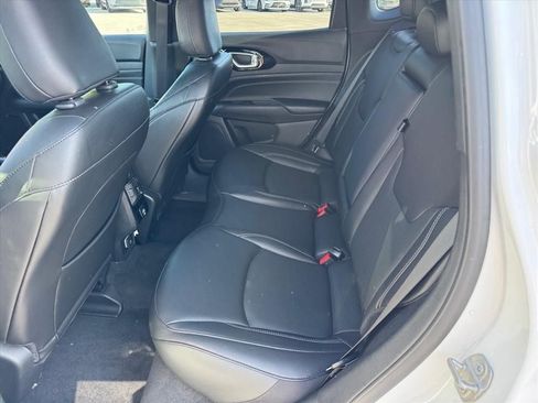 Used 2022 Jeep Compass High Altitude AWD/4WD image 10