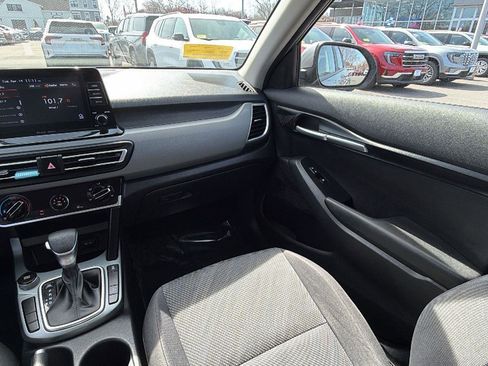 Used 2021 Kia Seltos LX AWD/4WD image 19