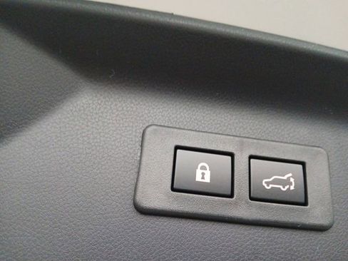Used 2026 Subaru Forester Premium AWD/4WD image 26