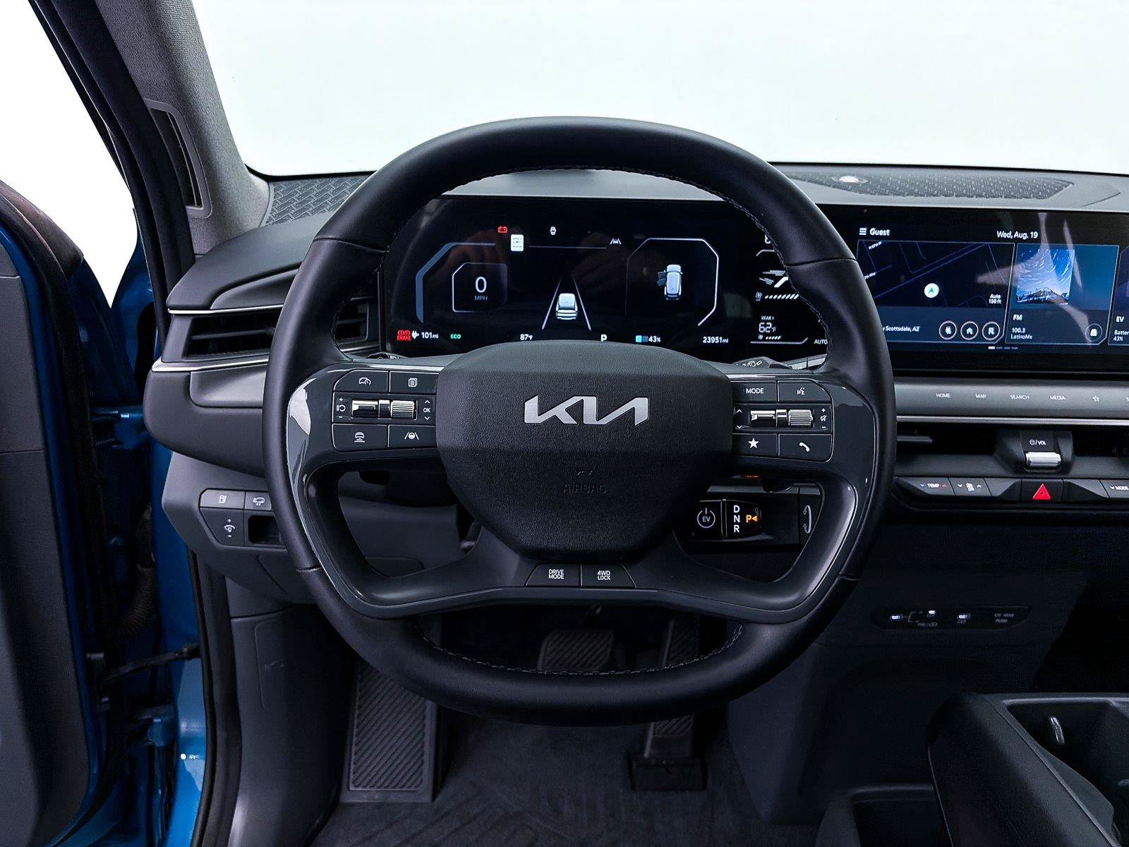 Certified 2024 Kia EV9 Wind AWD/4WD image 32