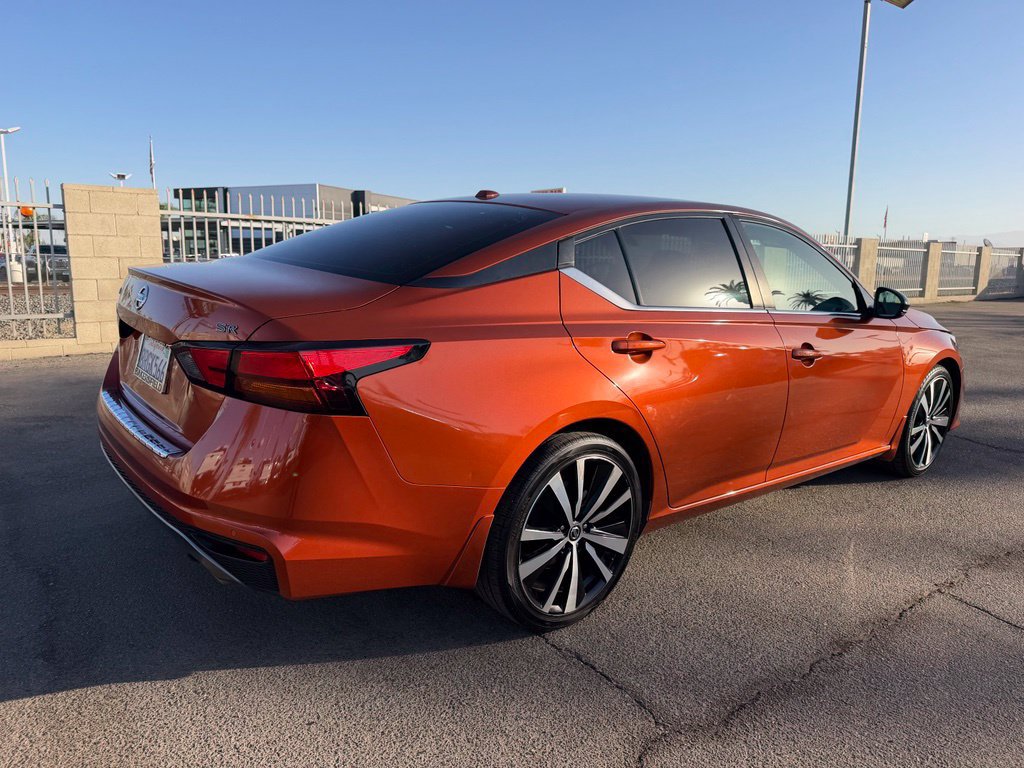 Used 2020 Nissan Altima 2.5 SR w/ Premium Package FWD image 6
