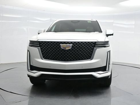 Used 2022 Cadillac Escalade Premium Luxury AWD/4WD image 44