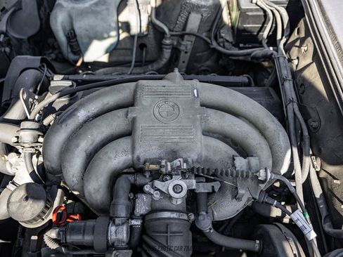 Used 1989 BMW 325i Convertible RWD image 25