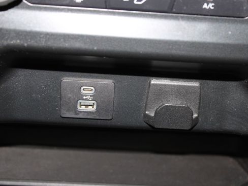 Used 2022 Ford F150 XLT AWD/4WD image 49