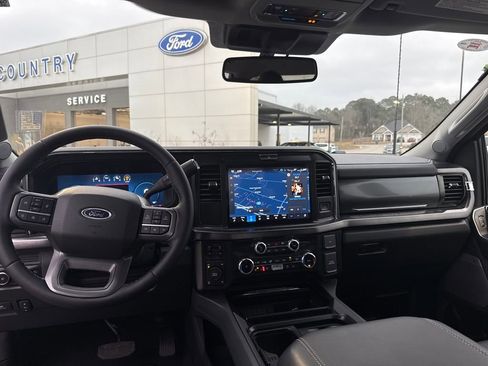 Used 2026 Ford F350 Lariat w/ FX4 Off-Road Package image 23