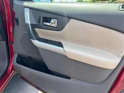 Used 2013 Ford Edge SEL image 12