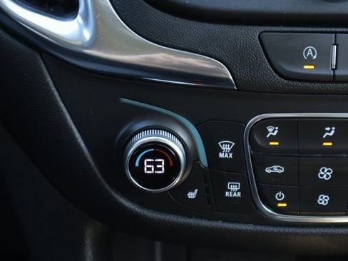 Used 2024 Chevrolet Equinox LT image 22