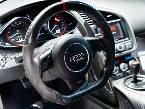 Used 2014 Audi R8 V10 image 52