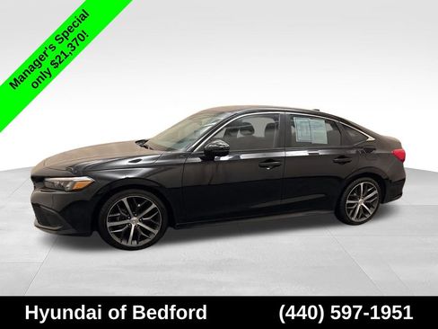 Used 2022 Honda Civic Touring image 9
