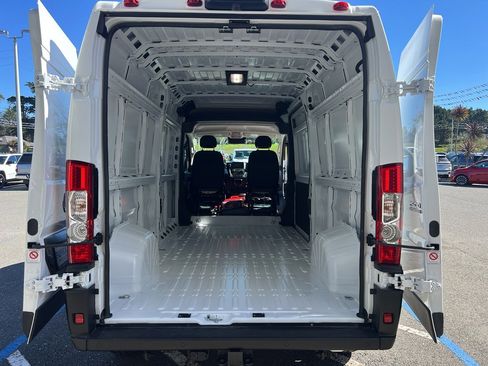 New 2026 RAM ProMaster 2500 w/ Convenience Group image 22