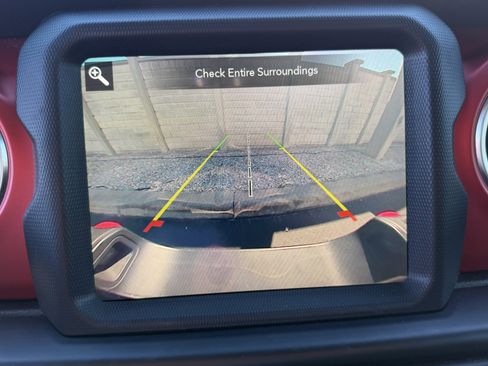 Used 2021 Jeep Gladiator Rubicon image 24