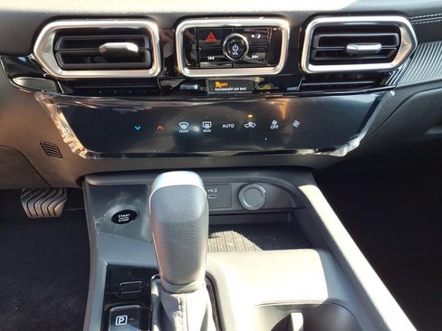 New 2026 Nissan Sentra SV w/ Floor Mat Package FWD image 19