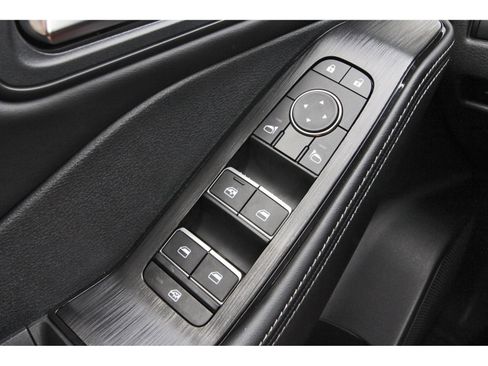 Certified 2025 Nissan Rogue SL w/ Tech Package AWD/4WD image 22