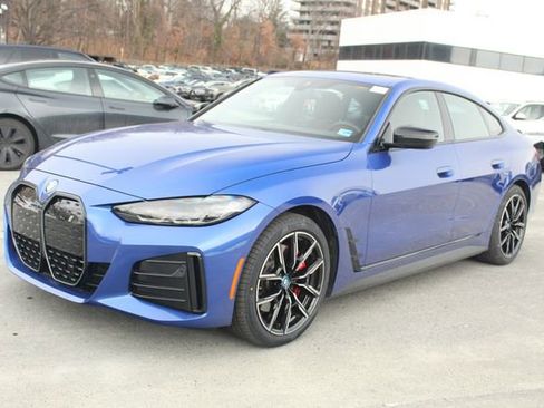 Certified 2023 BMW i4 eDrive40 w/ M Sport Package image 4