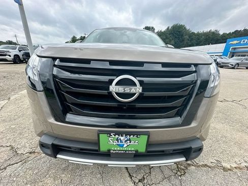 Used 2023 Nissan Pathfinder Platinum AWD/4WD image 35