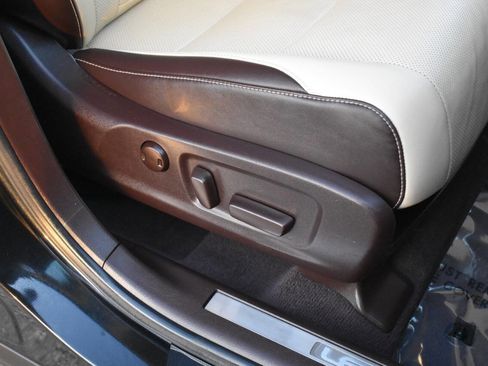 Used 2019 Lexus RX 450hL Base AWD 4dr SUV image 71