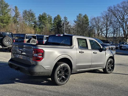 New 2025 Ford Maverick XLT w/ XLT Luxury Package AWD/4WD image 4
