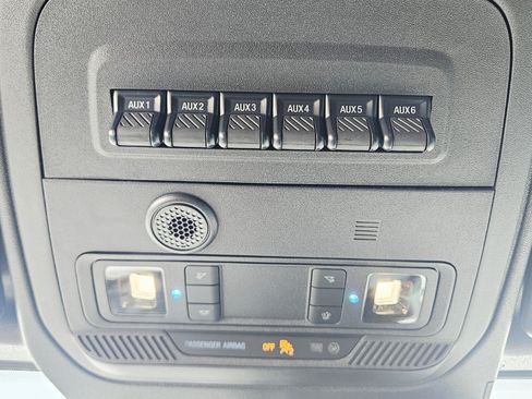 Used 2024 Ford Bronco Badlands AWD/4WD image 34