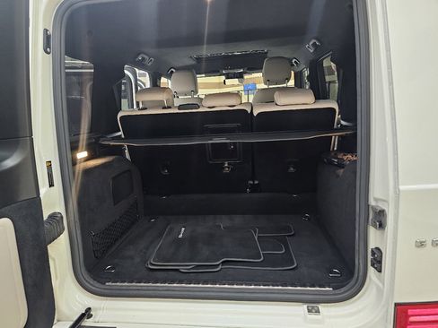 Used 2021 Mercedes-Benz G 63 AMG 4MATIC w/ G Manufaktur Interior Package image 13