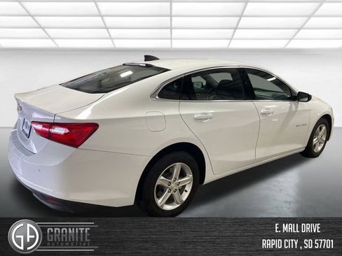 Used 2024 Chevrolet Malibu LS w/ Driver Confidence Package FWD image 6