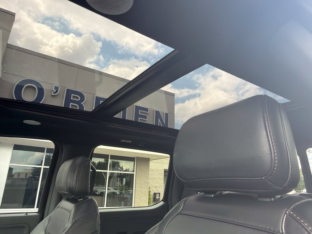 Used 2023 Ford F150 Raptor w/ Raptor Carbon Fiber Package AWD/4WD image 21