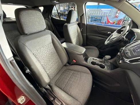 Used 2023 Chevrolet Equinox LT FWD image 29
