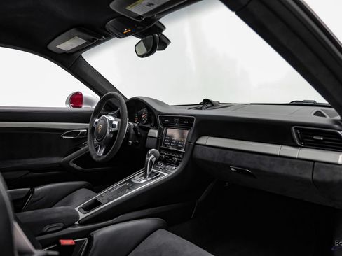 Used 2015 Porsche 911 GT3 RWD image 47